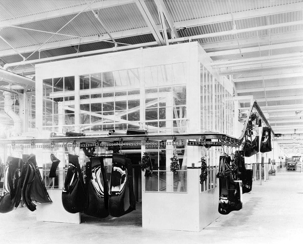 Historic Photo : Ford Motor Company Long Beach Assembly Plant, Assembly Building, 700 Henry Ford Avenue, Long Beach, Los Angeles County, CA 13 Photograph