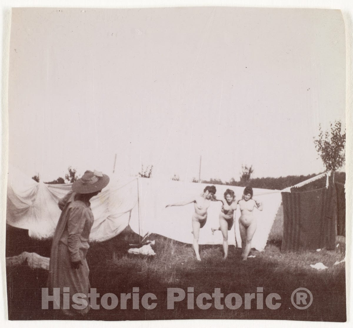 Photo Print : Adolf de Meyer - Nude Models Posing for a Painting Class 1 : Vintage Wall Art