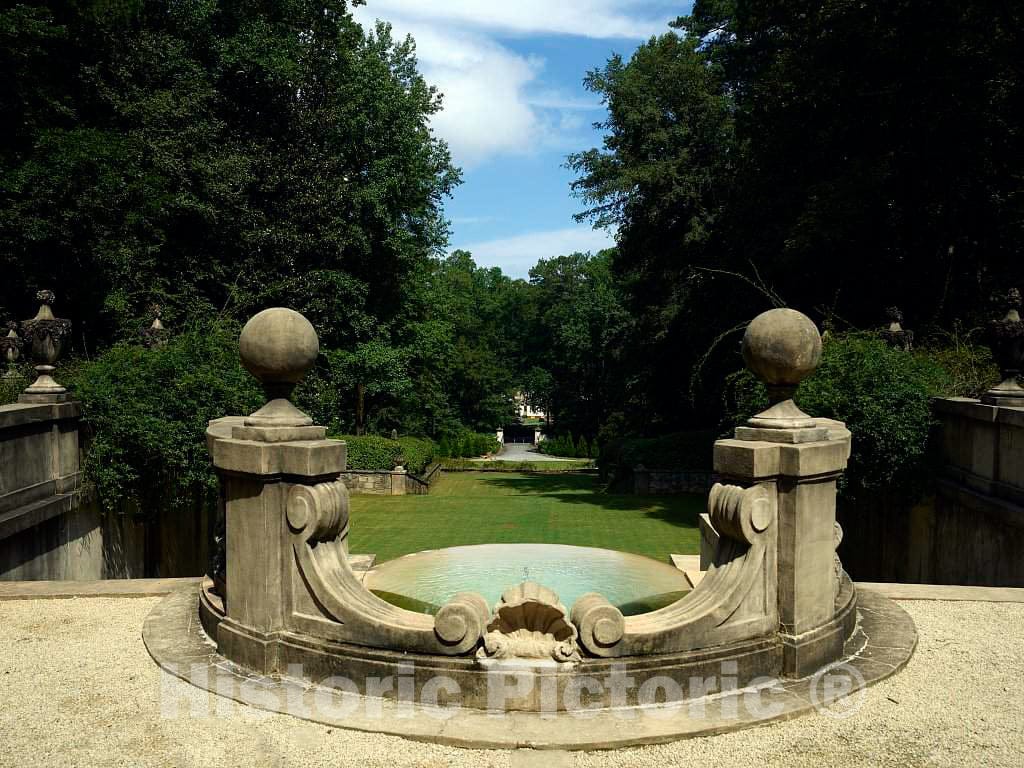 Photo - View of The Grounds from The Swan House, a Historic House Museum in Atlanta, The Capital City of The Southern U.S. State of Georgia and The state's Largest City
