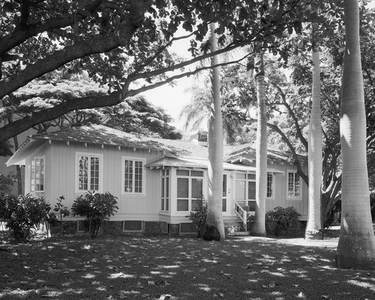 Photo Print: U.S. Naval Base, Pearl Harbor, Naval Housing Area Hale Alii, Junior Officers' Quarters Type, 9-10 Hale Alii Avenue