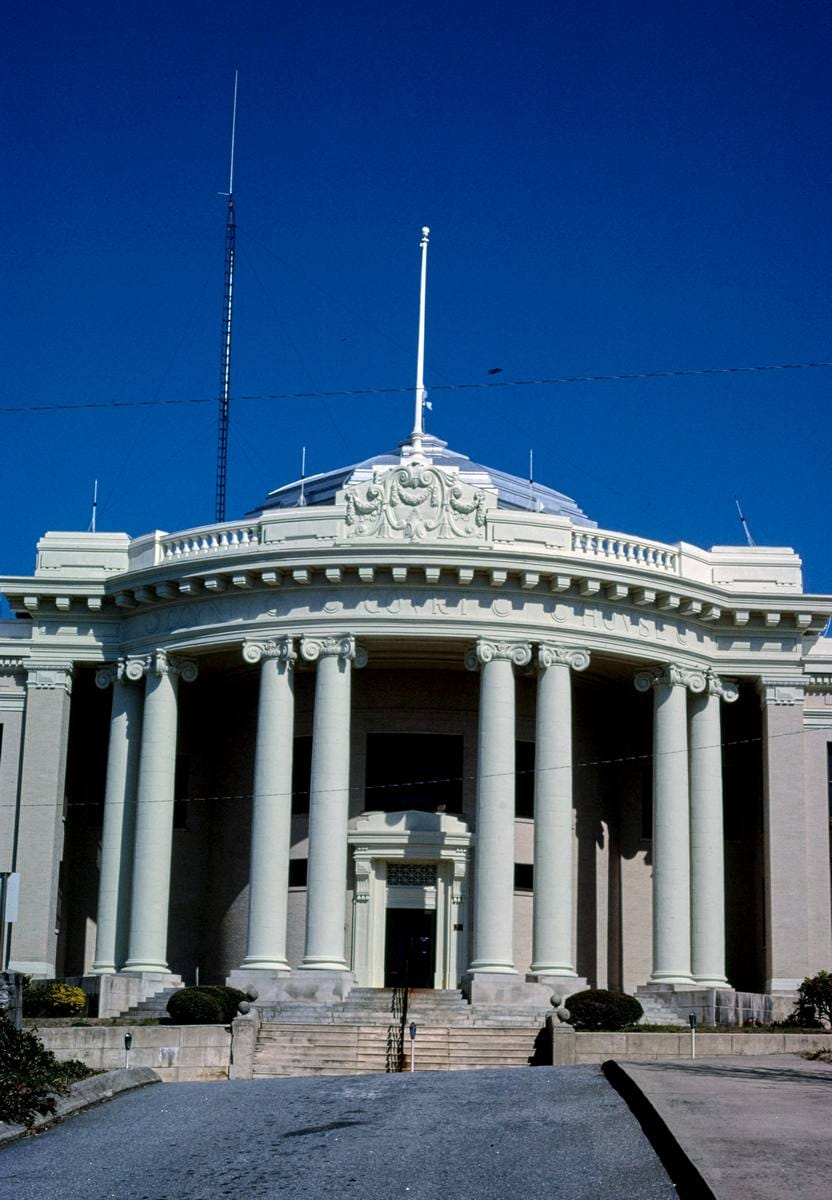 Historic Photo : 1988 Union County Courthouse, West Main Street, Union, South Carolina | Margolies | Roadside America Collection | Vintage Wall Art :