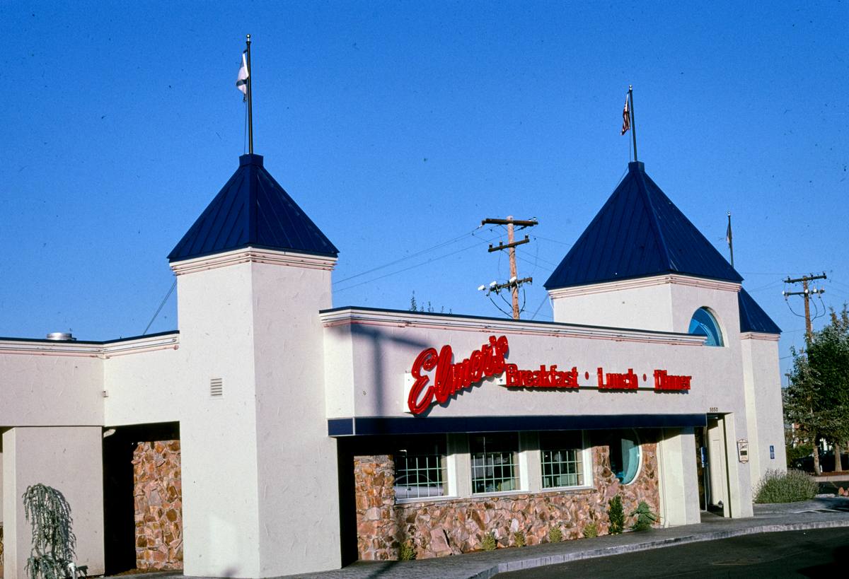 Historic Photo : 2003 Elmer's Restaurant, 6th Street, Klamath Falls, Oregon | Margolies | Roadside America Collection | Vintage Wall Art :