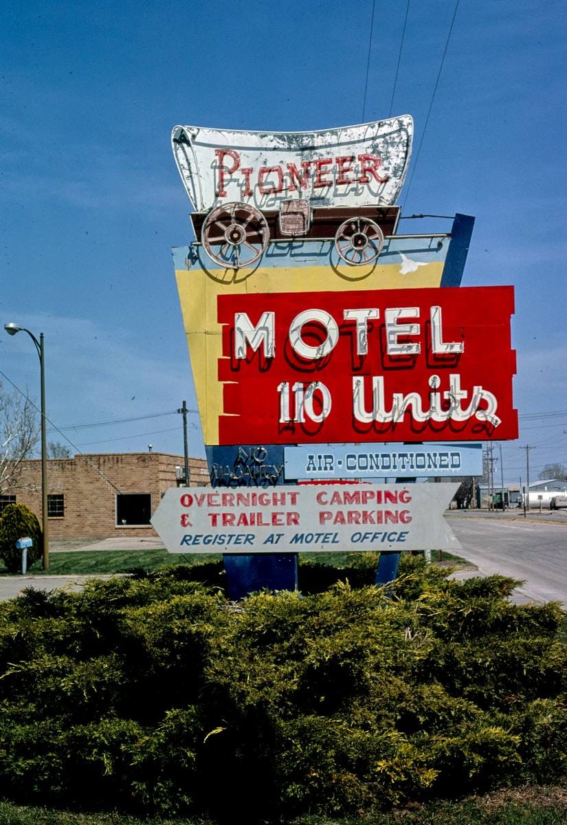 Historic Photo : 1980 Pioneer Motel sign, Route 6, Minden, Nebraska | Margolies | Roadside America Collection | Vintage Wall Art :