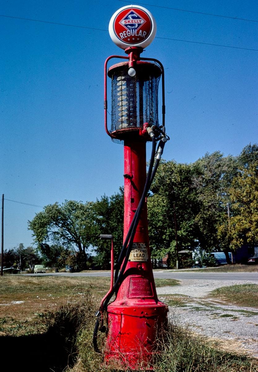 Historic Photo : 1980 Skelly visible gas pump, Dresden, Missouri | Margolies | Roadside America Collection | Vintage Wall Art :