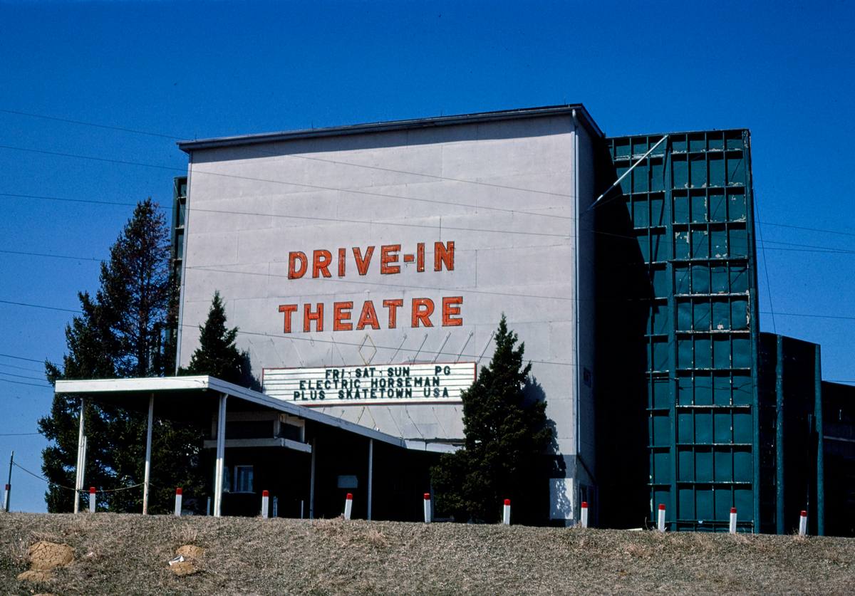 Historic Photo : 1980 Drive-in, Route 30, Marshalltown, Iowa | Margolies | Roadside America Collection | Vintage Wall Art :