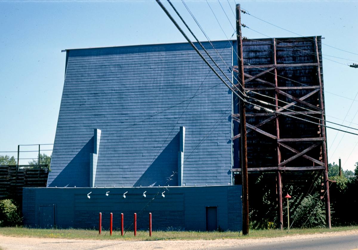 Historic Photo : 1979 Sky Vue Drive-in Theater, Route 82, El Dorado, Arkansas | Margolies | Roadside America Collection | Vintage Wall Art :