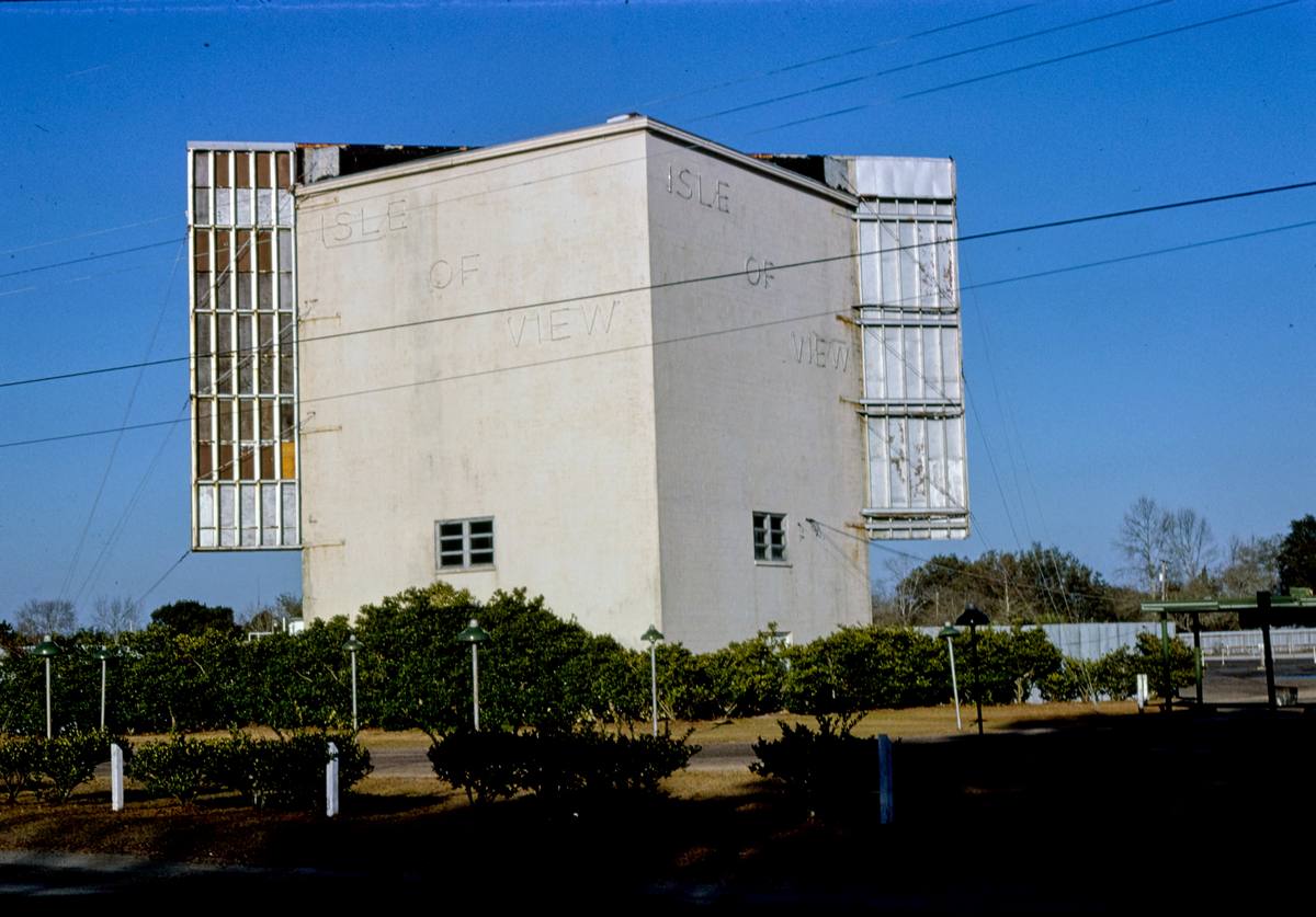 Historic Photo : 1979 Isle of View Drive-in Theater, Everitt Avenue, Springfield, Florida | Margolies | Roadside America Collection | Vintage Wall Art :