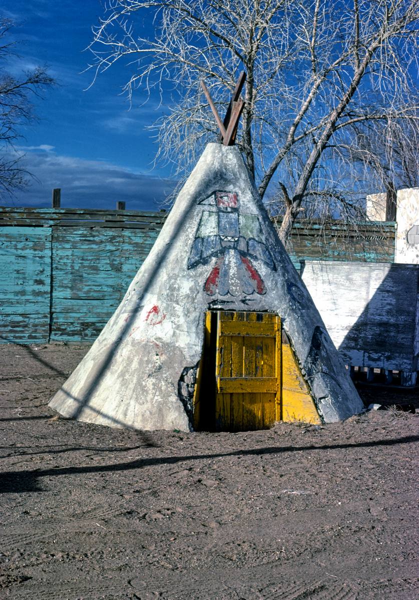 Historic Photo : 1979 Teepee at gas station, souvenir place, Route 66, Albuquerque, New Mexico | Margolies | Roadside America Collection | Vintage Wall Art :