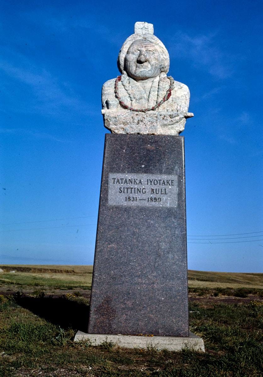 Historic Photo : 1987 Sitting Bull Monument, Route 1806, Mobridge, South Dakota | Margolies | Roadside America Collection | Vintage Wall Art :