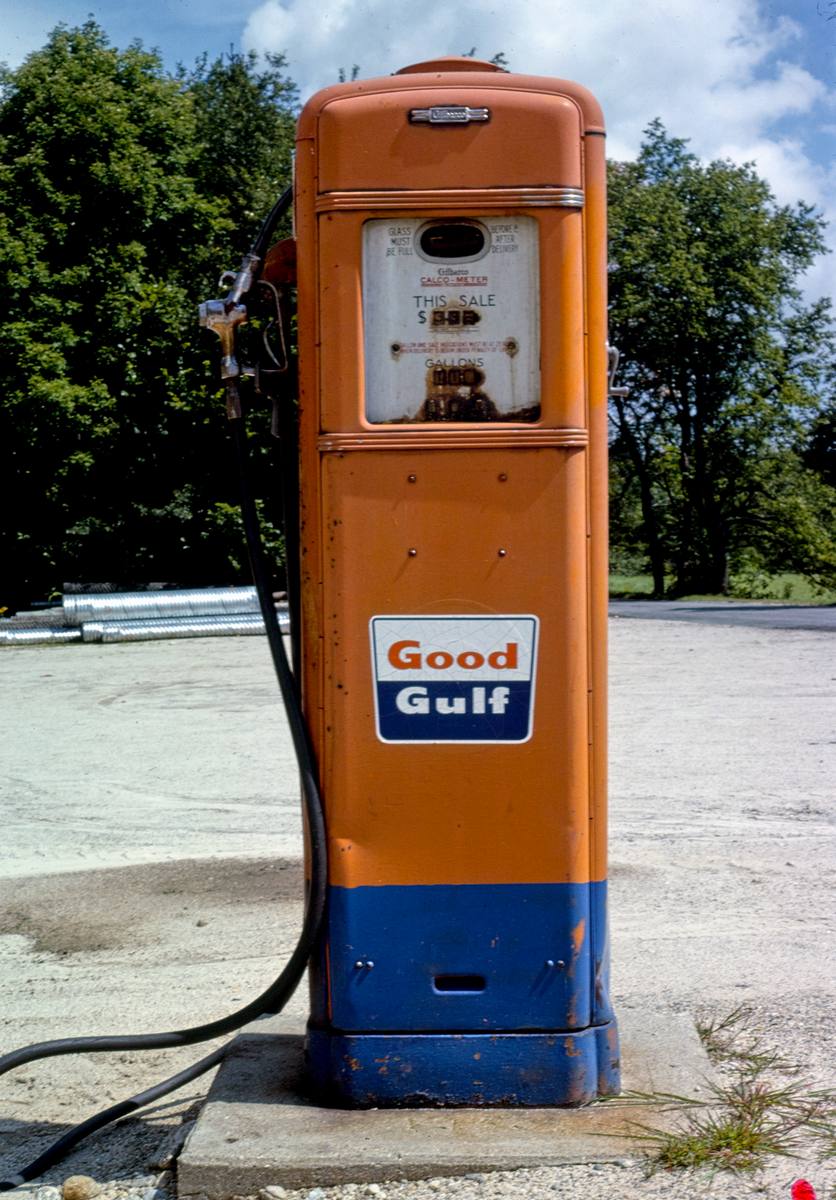 Historic Photo : 1979 Gulf gas pump, South Newberry, New Hampshire | Margolies | Roadside America Collection | Vintage Wall Art :