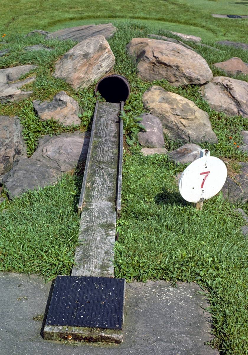 Historic Photo : 1986 Hole #7, 3 vertical, Hutsie Putsie, Guestward Ho, Deposit, New York | Margolies | Roadside America Collection | Vintage Wall Art :