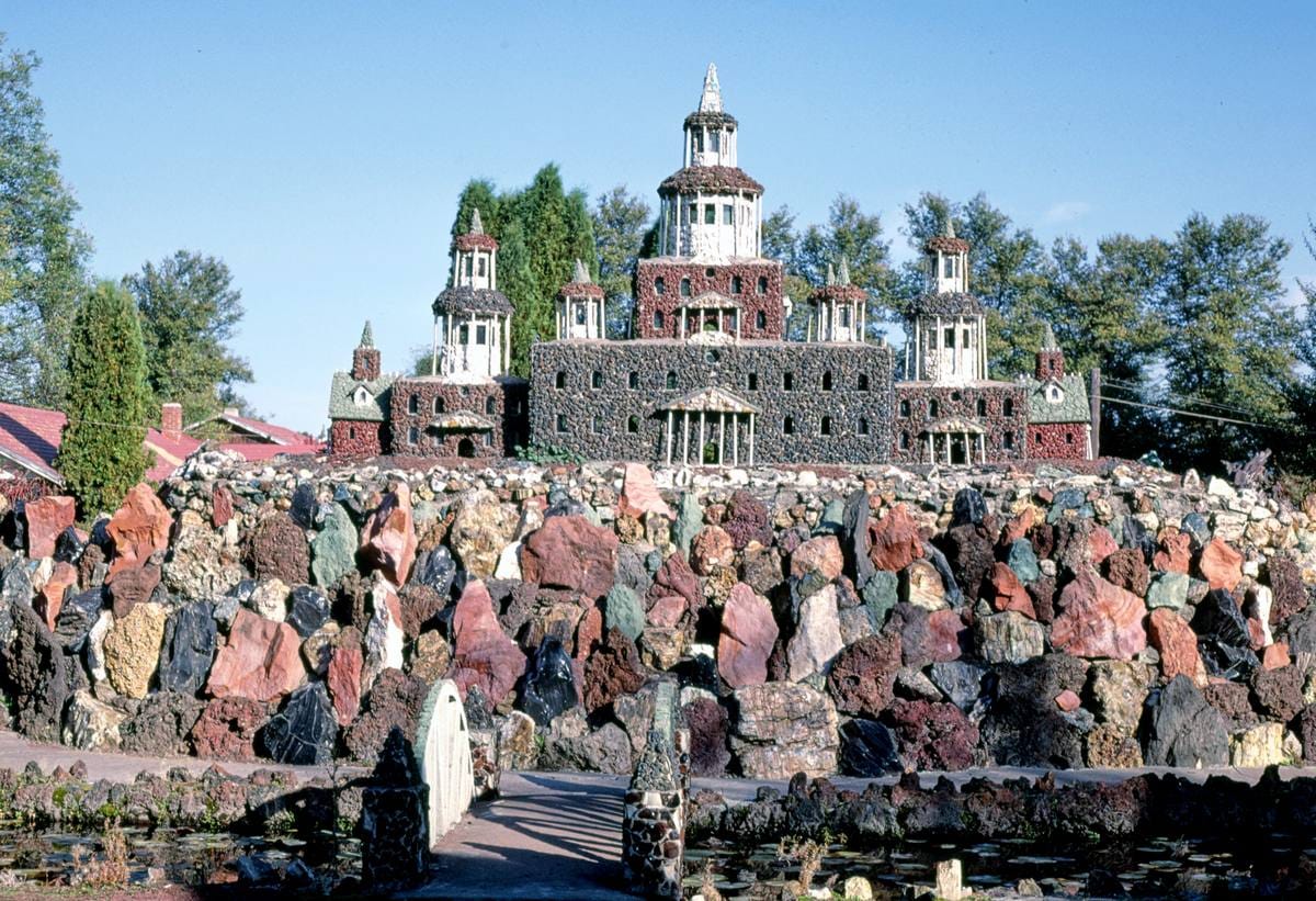 Historic Photo : 1987 Peterson's Rock Garden, Redmond, Bend, Oregon | Margolies | Roadside America Collection | Vintage Wall Art :