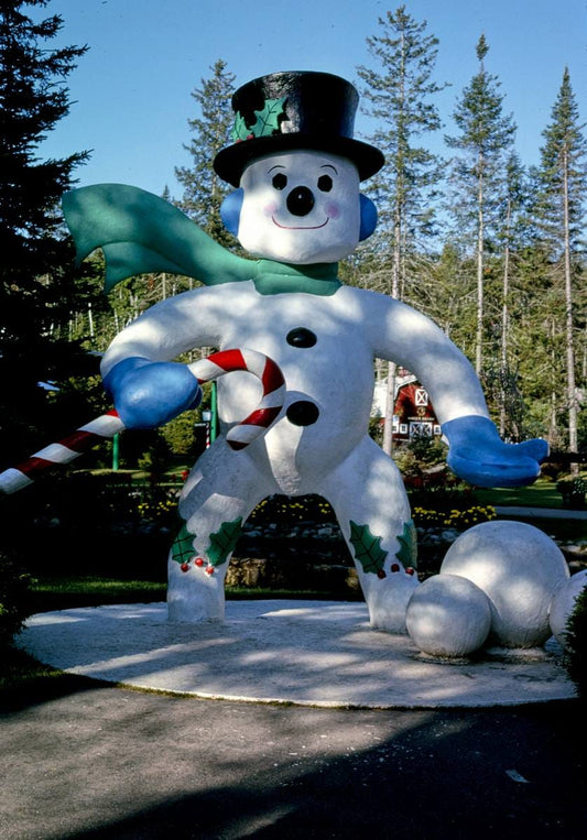 Historic Photo : 1984 Snowman (vertical), Santa's Village, Route 2, Jefferson, New Hampshire | Margolies | Roadside America Collection | Vintage Wall Art :
