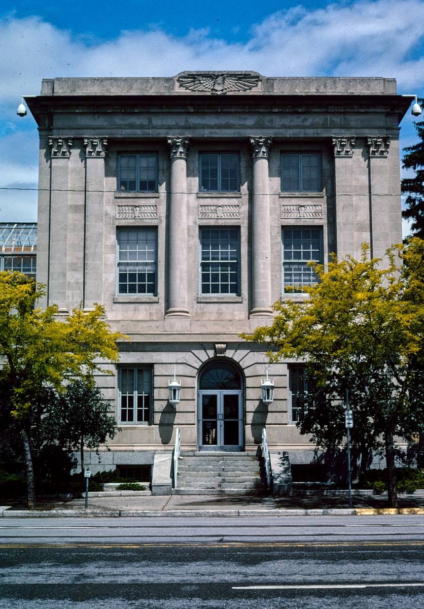Historic Photo : 2004 Courthouse, East Broadway, Missoula, Montana | Margolies | Roadside America Collection | Vintage Wall Art :