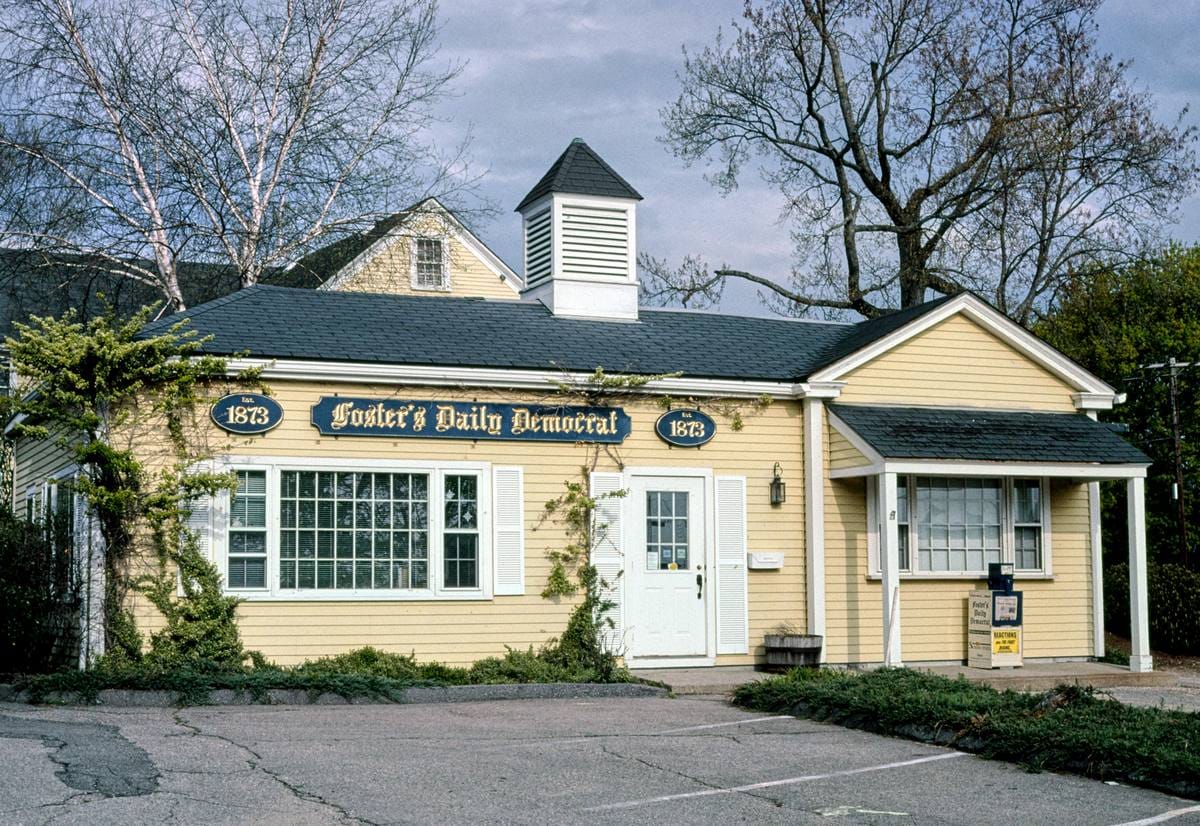 Historic Photo : 2005 Foster's Daily Democrat, Route 1, York, Maine | Margolies | Roadside America Collection | Vintage Wall Art :
