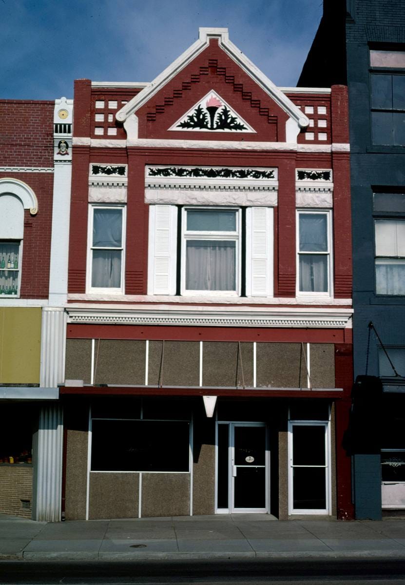 Historic Photo : 1982 Maurstad-Zimmerman Insurance, Beatrice, Nebraska | Margolies | Roadside America Collection | Vintage Wall Art :