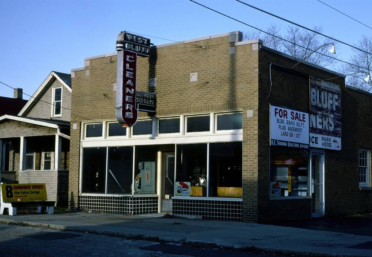 Historic Photo : 1980 West Bluff Cleaners, Peoria, Illinois | Margolies | Roadside America Collection | Vintage Wall Art :