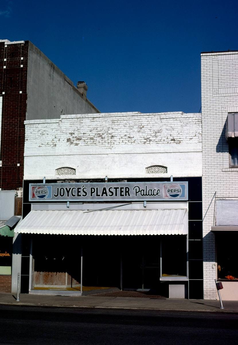 Historic Photo : 1980 Joyce's Plaster Palace, Jonesboro, Arkansas | Margolies | Roadside America Collection | Vintage Wall Art :