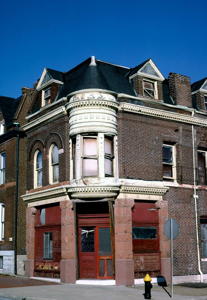 Historic Photo : 1988 Commercial building, Saint Louis, Missouri | Margolies | Roadside America Collection | Vintage Wall Art :