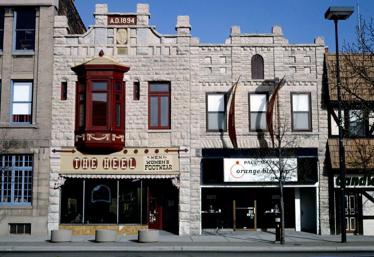 Historic Photo : 1992 Commercial building, Green Bay, Wisconsin | Margolies | Roadside America Collection | Vintage Wall Art :