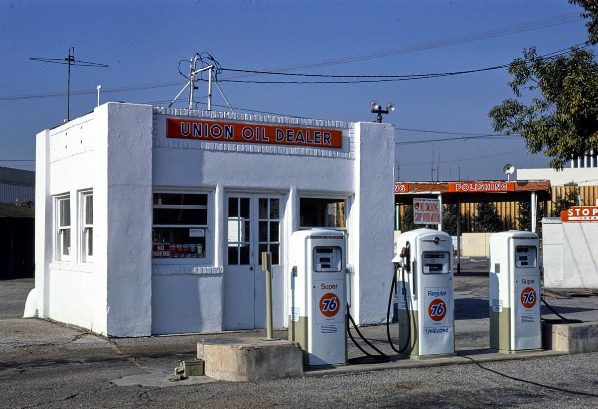 Historic Photo : 1977 Union 76 Gas, Santa Ana, California | Margolies | Roadside America Collection | Vintage Wall Art :