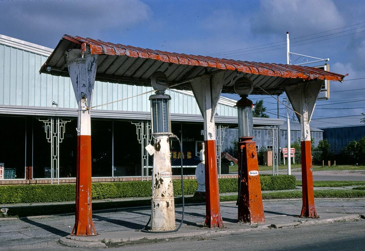Historic Photo : 1982 Champlin Gas, Belleville, Kansas | Margolies | Roadside America Collection | Vintage Wall Art :