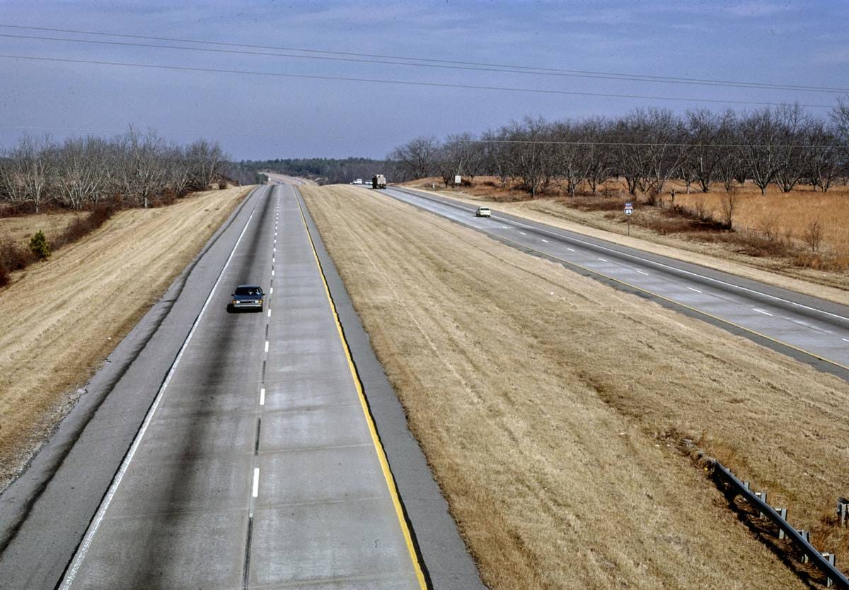 Historic Photo : 1984 I-85, Newnan, Georgia | Margolies | Roadside America Collection | Vintage Wall Art :