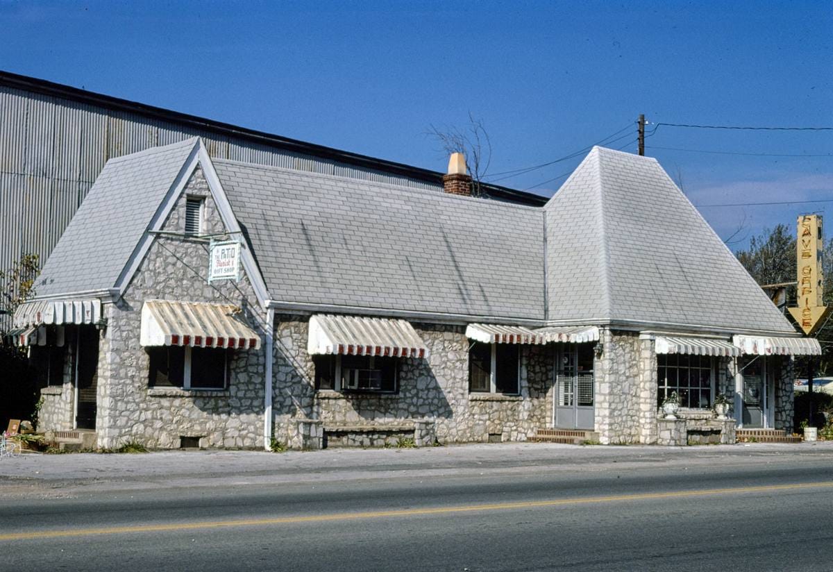 Historic Photo : 1979 Mammoth Cave office, Horse Cave, Kentucky | Margolies | Roadside America Collection | Vintage Wall Art :