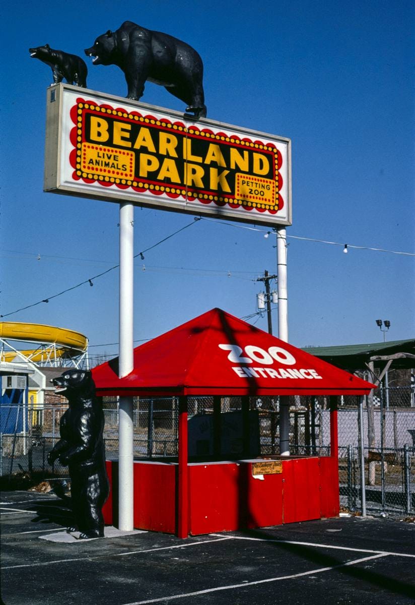 Historic Photo : 1984 Bearland Park Zoo, Pigeon Forge, Tennessee | Margolies | Roadside America Collection | Vintage Wall Art :