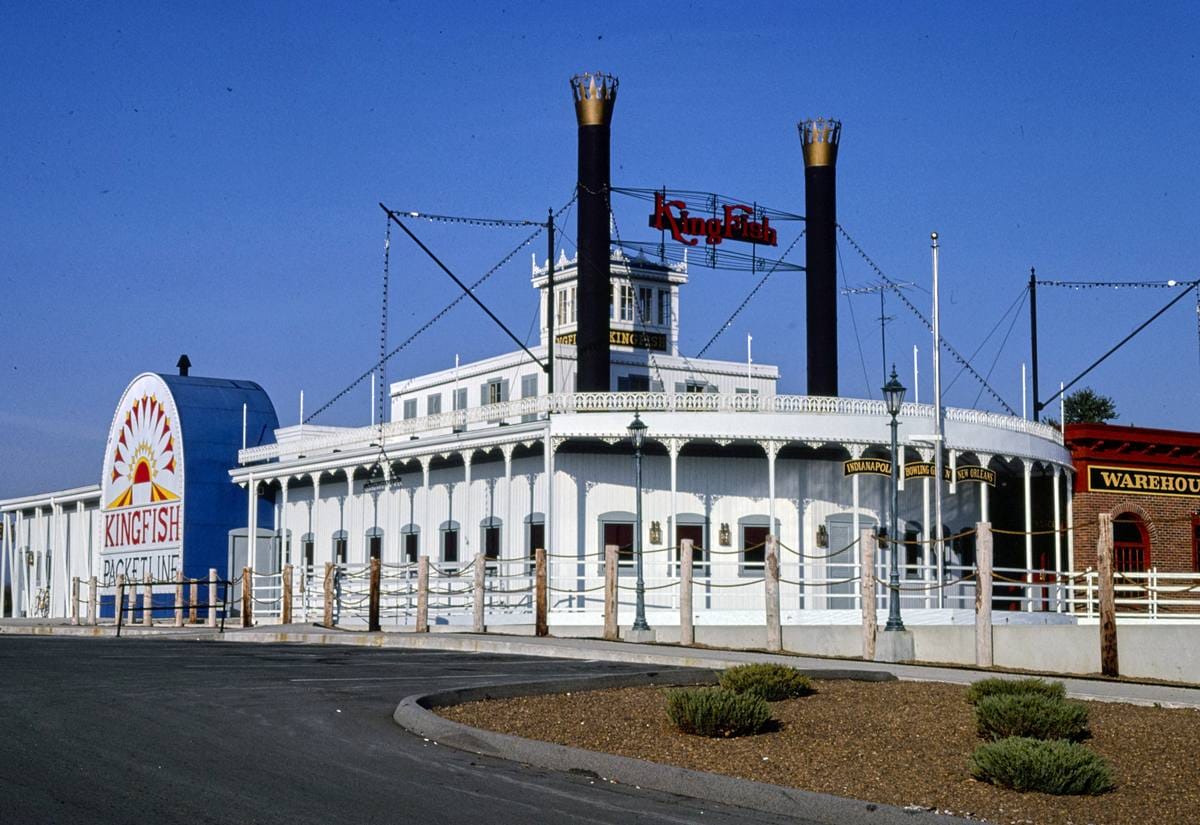 Historic Photo : 1979 Kingfish Restaurant, Bowling Green, Kentucky | Margolies | Roadside America Collection | Vintage Wall Art :