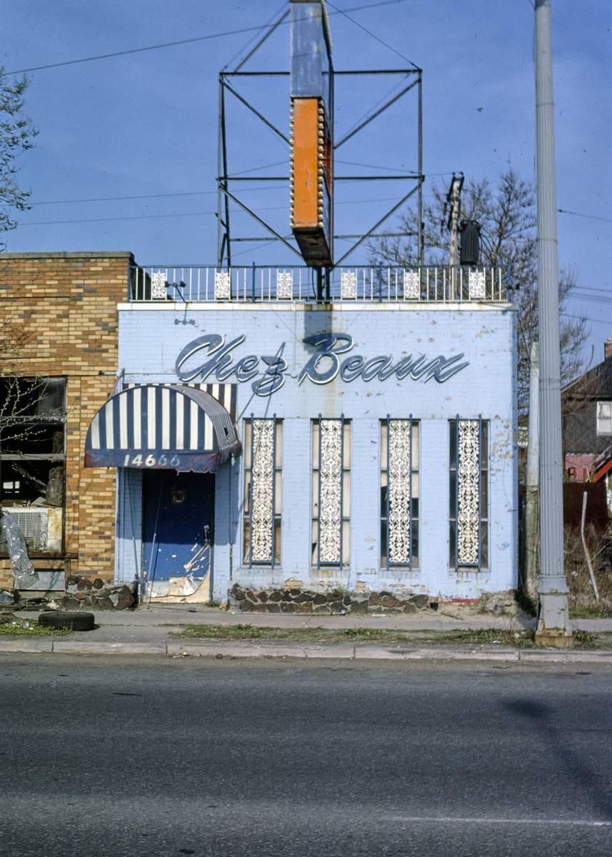 Historic Photo : 1986 Chez Beaux, Detroit, Michigan | Margolies | Roadside America Collection | Vintage Wall Art :
