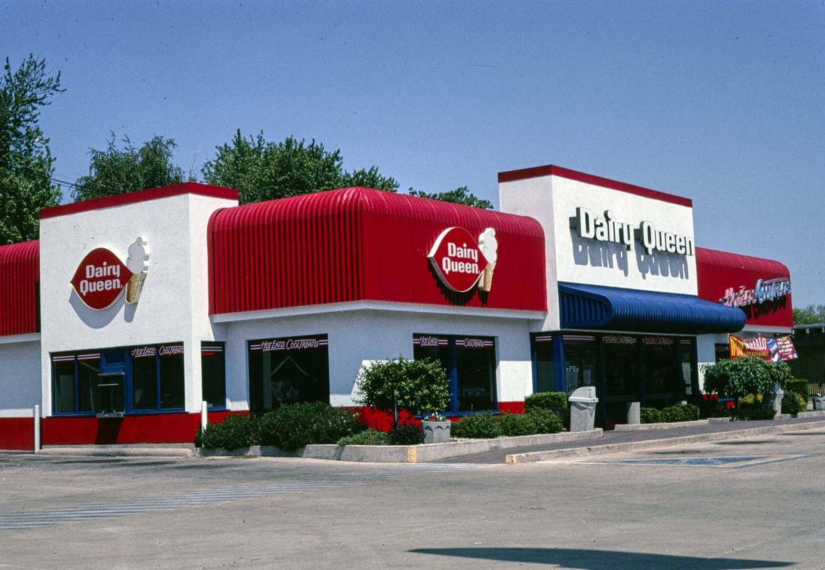 Historic Photo : 2003 Dairy Queen, Kewanee, Illinois | Margolies | Roadside America Collection | Vintage Wall Art :
