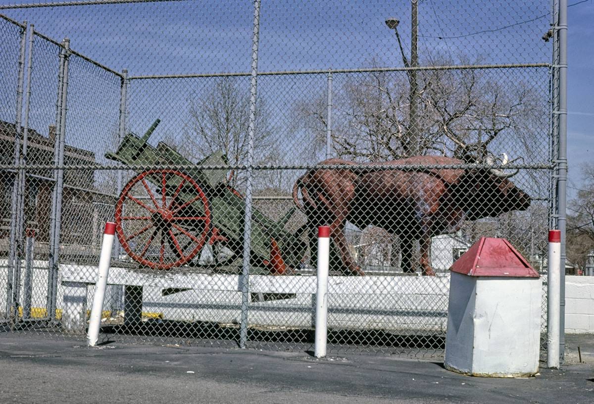 Historic Photo : 1986 Telway Burger Bull, Dearborn, Michigan | Margolies | Roadside America Collection | Vintage Wall Art :