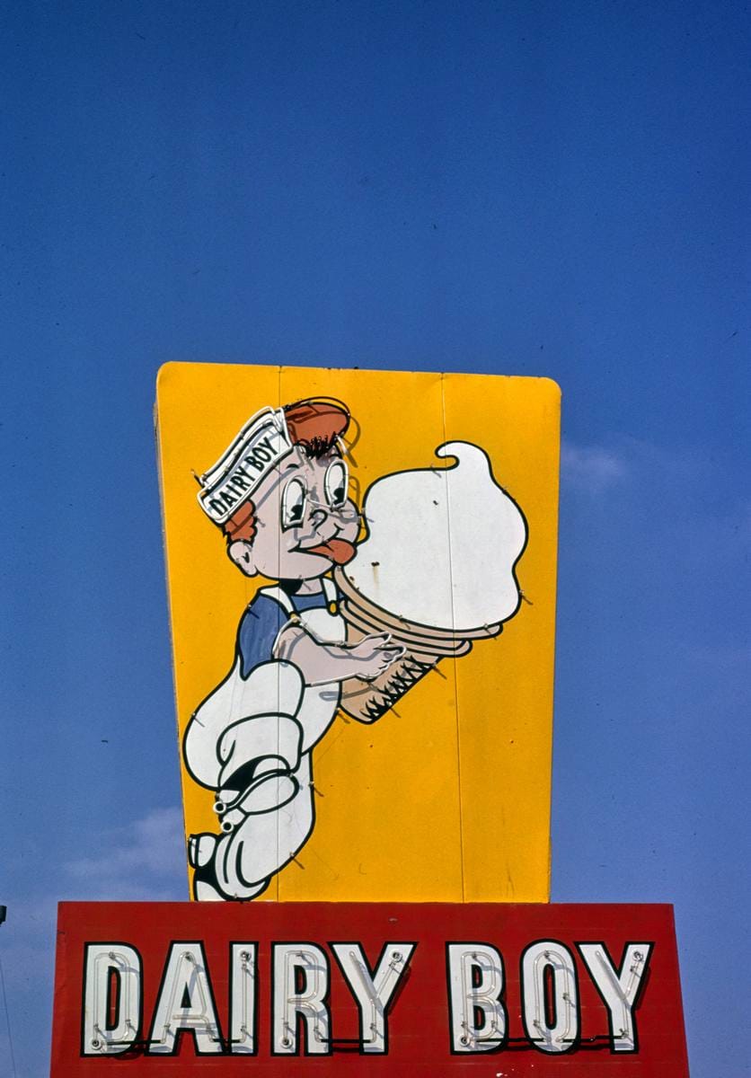 Historic Photo : 1979 Dairy Box sign, Bartlesville, Oklahoma | Margolies | Roadside America Collection | Vintage Wall Art :