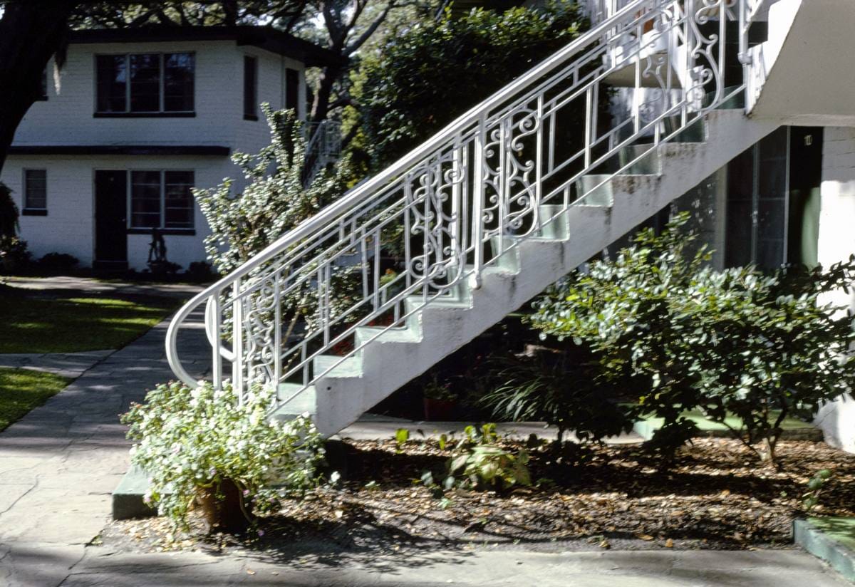 Historic Photo : 1990 Queens Court (1948), St. Simons Island, Georgia | Margolies | Roadside America Collection | Vintage Wall Art :