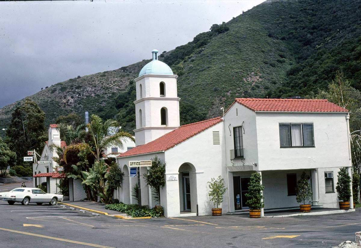 Historic Photo : 1976 Motel Inn, San Luis Obispo, California | Margolies | Roadside America Collection | Vintage Wall Art :