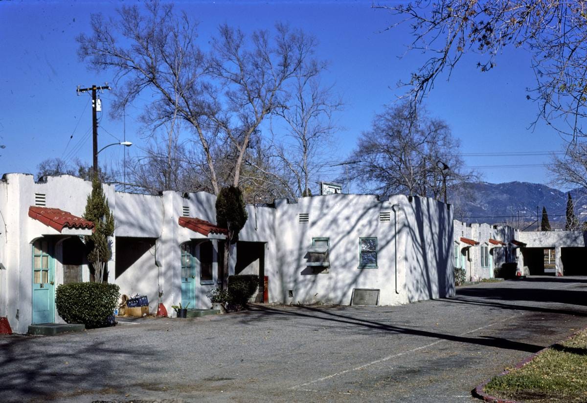 Historic Photo : 1977 Mission Motel, San Bernardino, California | Margolies | Roadside America Collection | Vintage Wall Art :