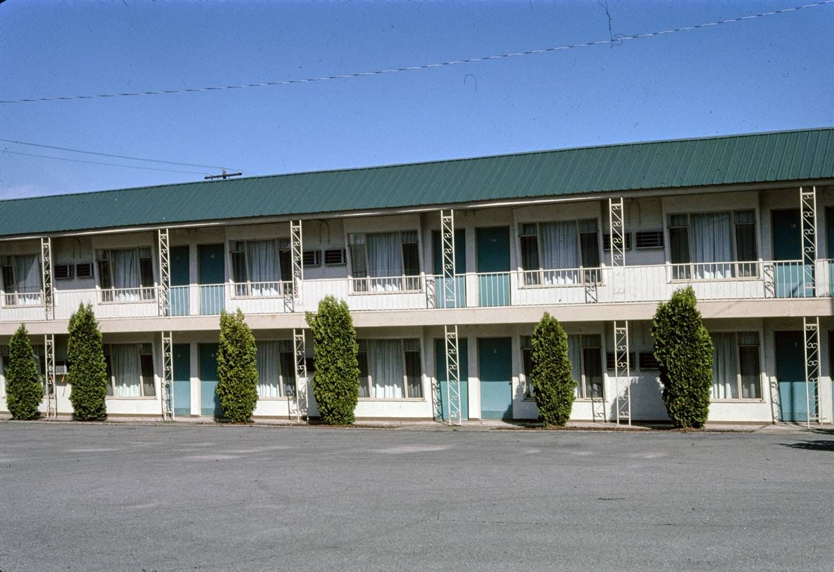 Historic Photo : 2004 Sunshine Motel, Kellogg, Idaho | Margolies | Roadside America Collection | Vintage Wall Art :