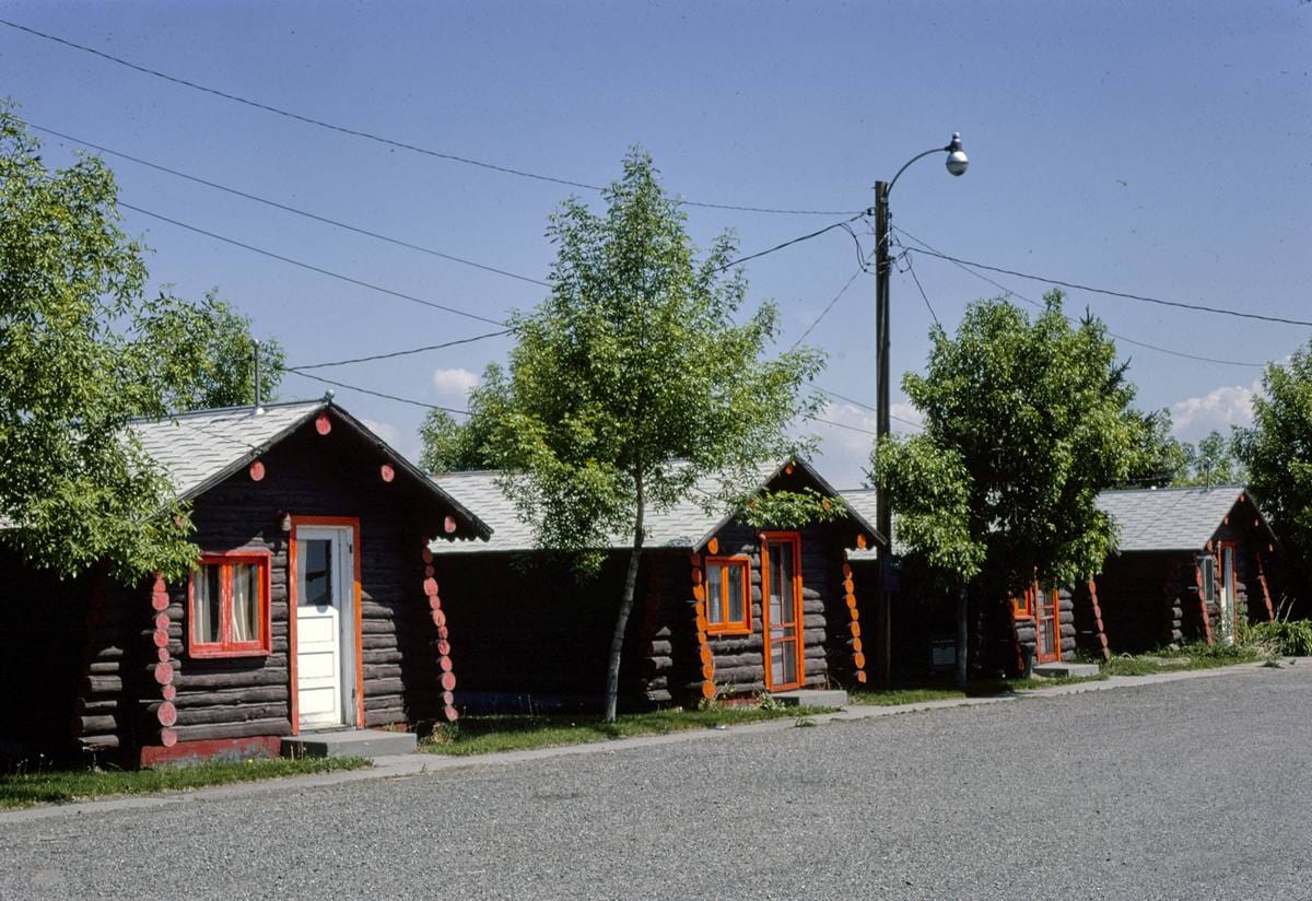Historic Photo : 1980 Louie's Cabin, Laurel, Montana | Margolies | Roadside America Collection | Vintage Wall Art :
