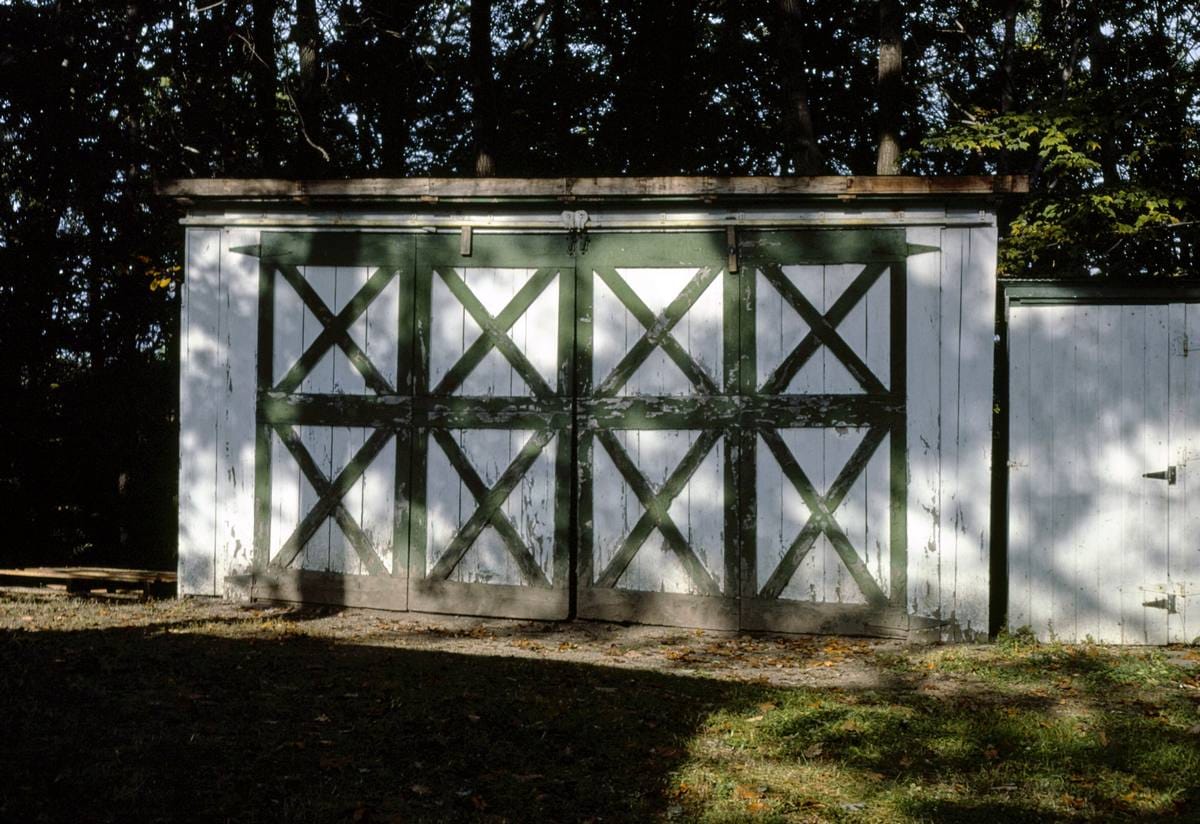 Historic Photo : 1984 Mountain View Motor Camp, East St. Clair Township, Pennsylvania | Margolies | Roadside America Collection | Vintage Wall Art :