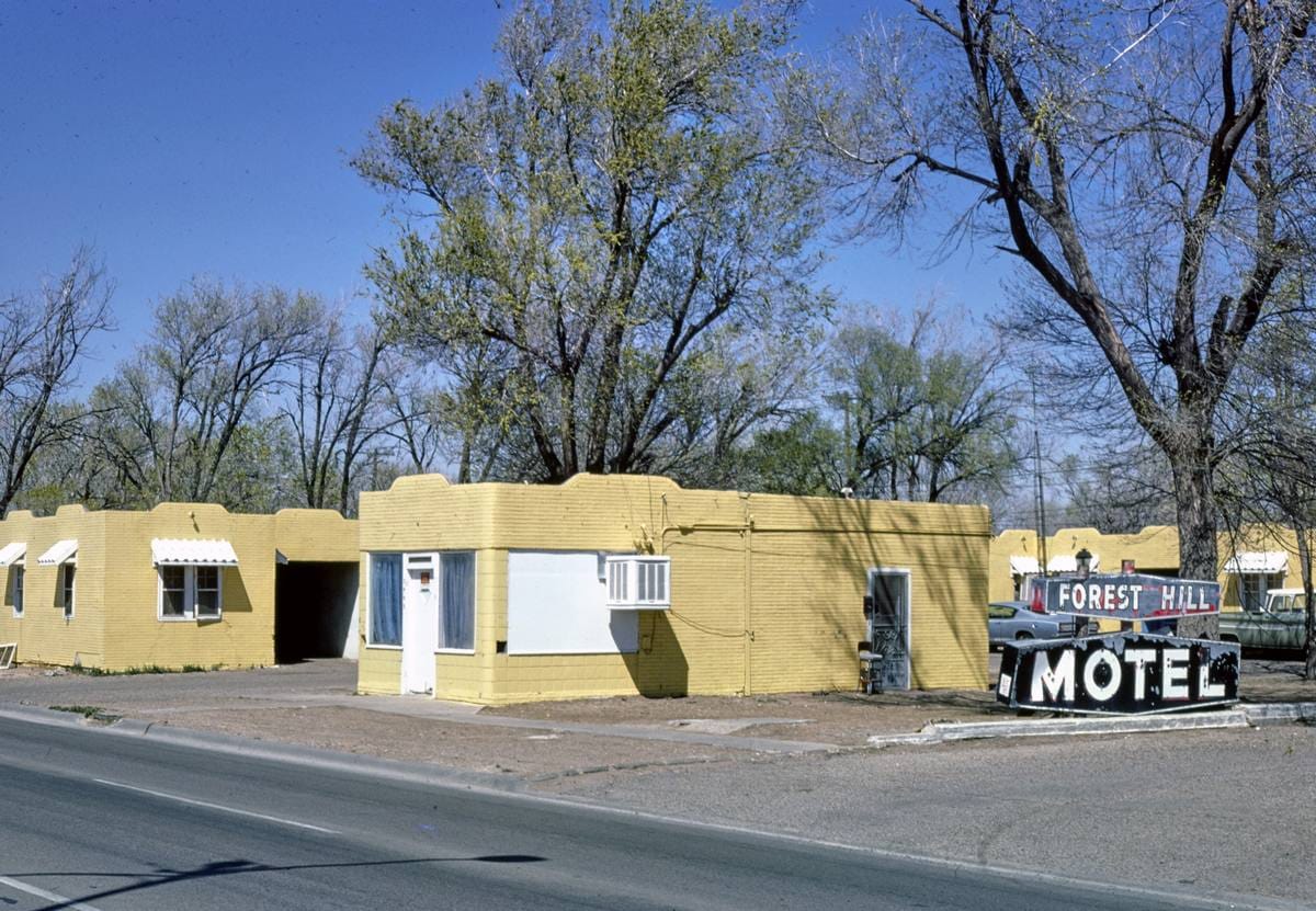 Historic Photo : 1977 Forest Motel, Amarillo, Texas | Margolies | Roadside America Collection | Vintage Wall Art :
