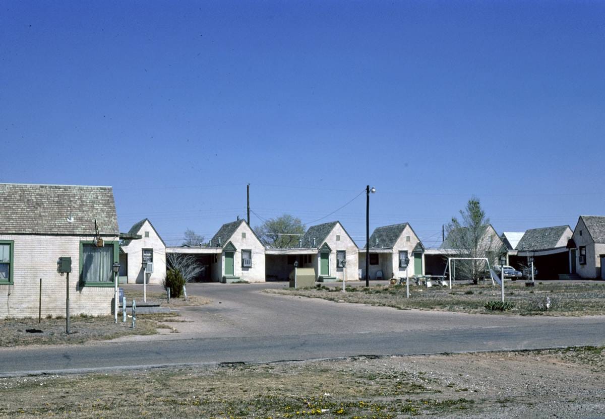 Historic Photo : 1977 Green Gables Motel, Amarillo, Texas | Margolies | Roadside America Collection | Vintage Wall Art :