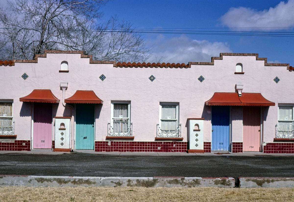 Historic Photo : 1979 Del Camino Motel, El Paso, Texas | Margolies | Roadside America Collection | Vintage Wall Art :