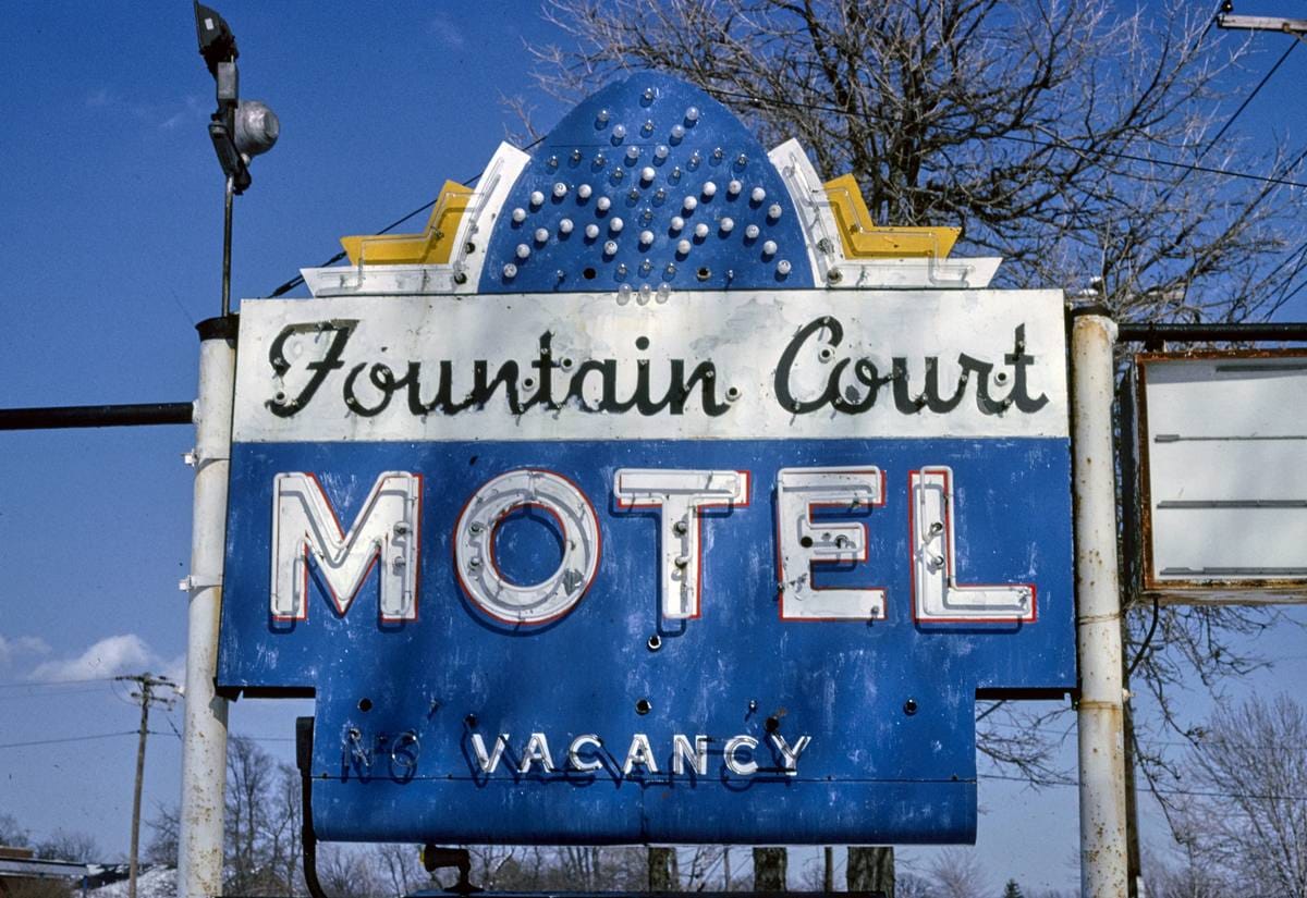 Historic Photo : 1989 Fountain Court Motel sign, Clarence, New York | Margolies | Roadside America Collection | Vintage Wall Art :