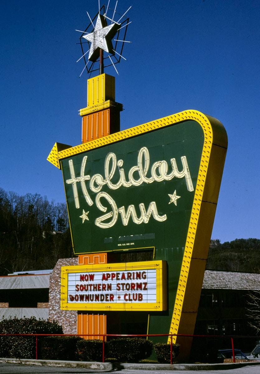 Historic Photo : 1984 Holiday Inn sign, Gatlinburg, Tennessee | Margolies | Roadside America Collection | Vintage Wall Art :