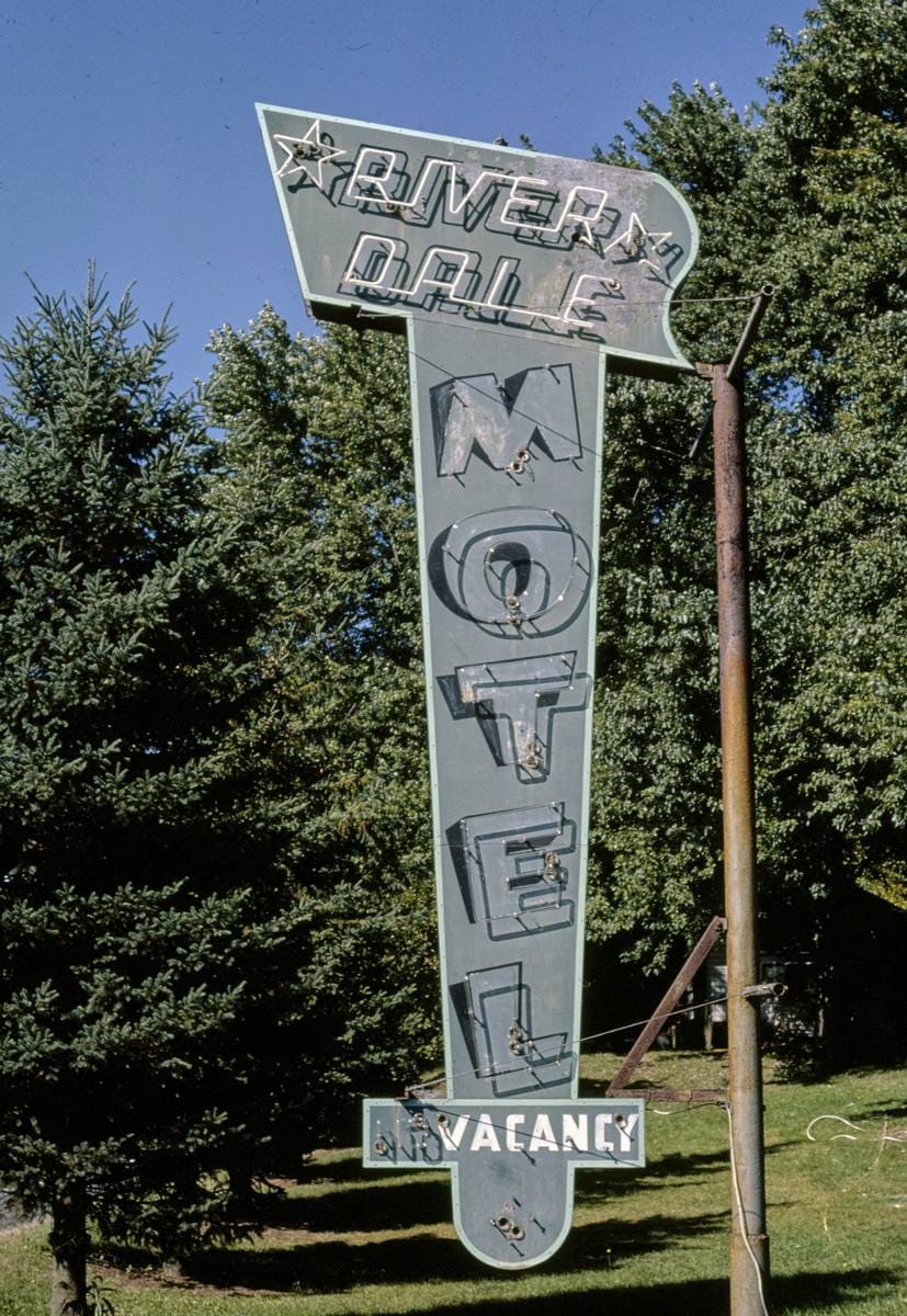 Historic Photo : 1984 River Dale Motel sign, Palmyra, Pennsylvania | Margolies | Roadside America Collection | Vintage Wall Art :
