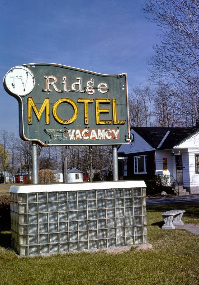 Historic Photo : 1978 Ridge Motel sign, Malta, New York | Margolies | Roadside America Collection | Vintage Wall Art :