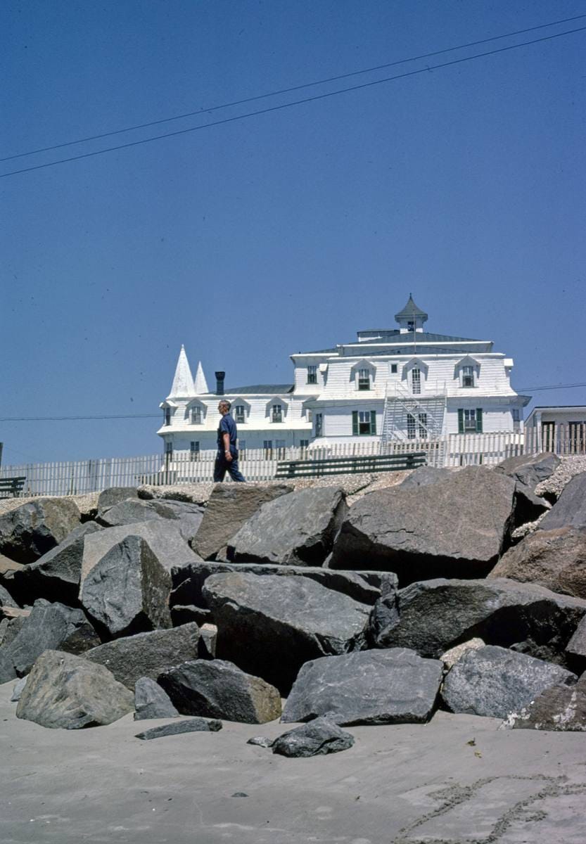 Historic Photo : 1978 Colonial Hotel, Cape May, New Jersey | Margolies | Roadside America Collection | Vintage Wall Art :