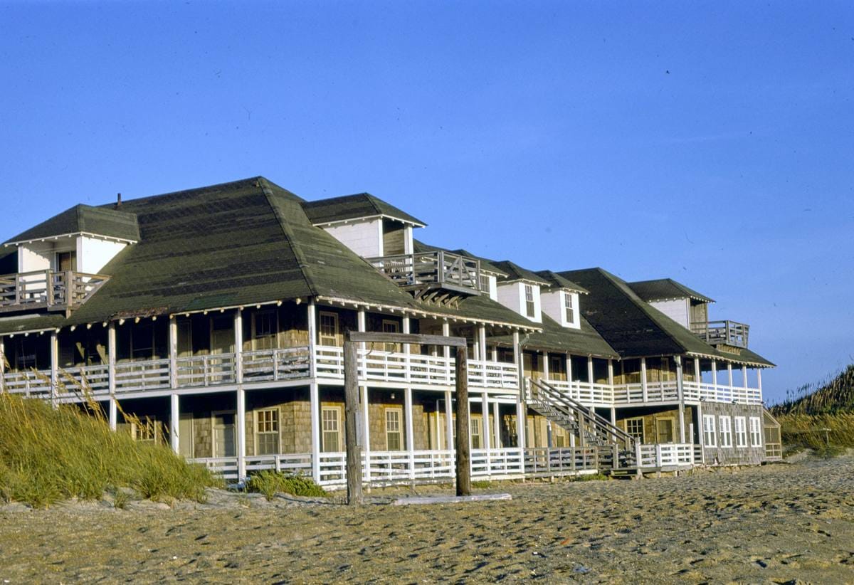 Historic Photo : 1985 Colony Beach Inn, Nags Head, North Carolina | Margolies | Roadside America Collection | Vintage Wall Art :