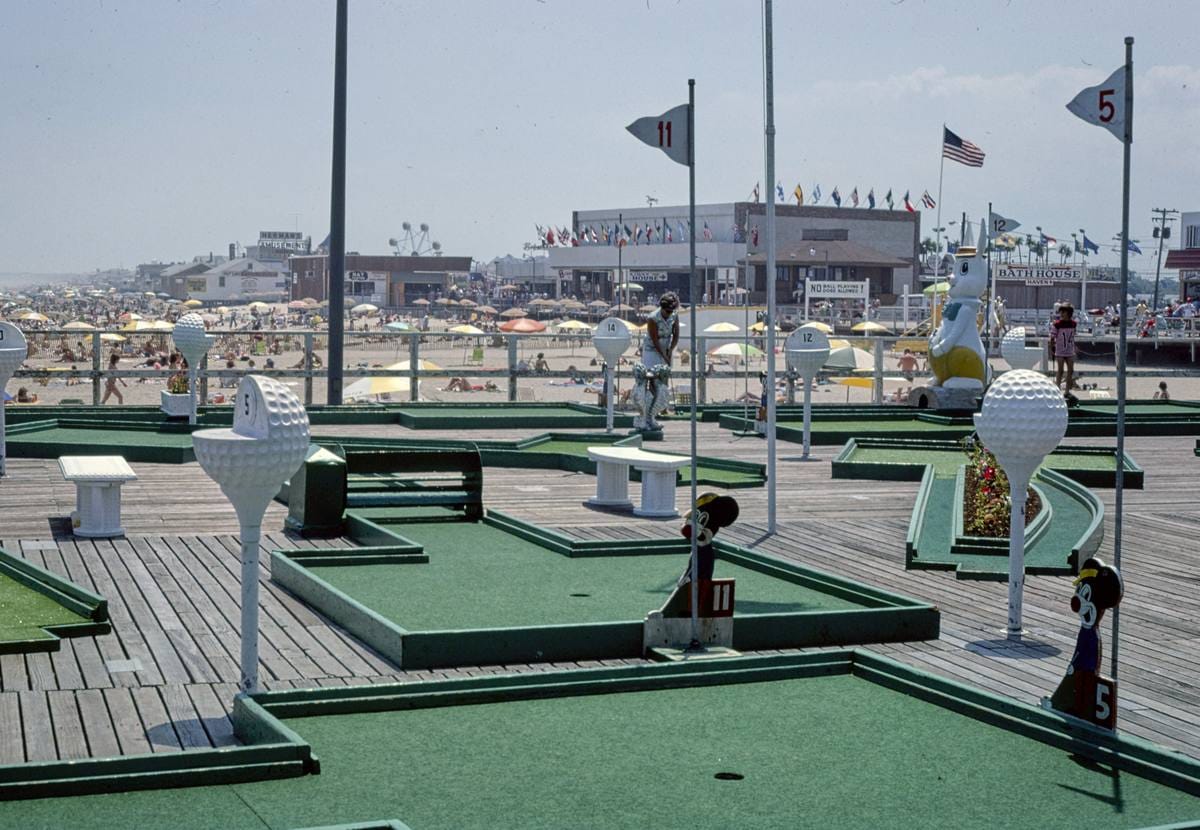 Historic Photo : 1978 Mini golf, Point Pleasant, New Jersey | Margolies | Roadside America Collection | Vintage Wall Art :